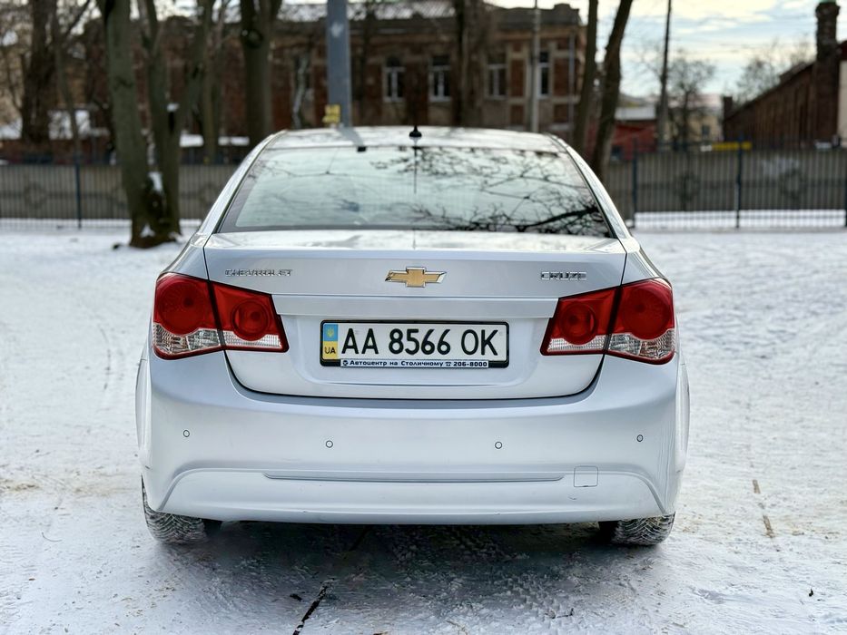 Продам идеальный Cruze от 1 хозяина не крашеная