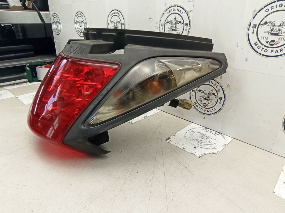 Farolim traseiro Sym GTS
