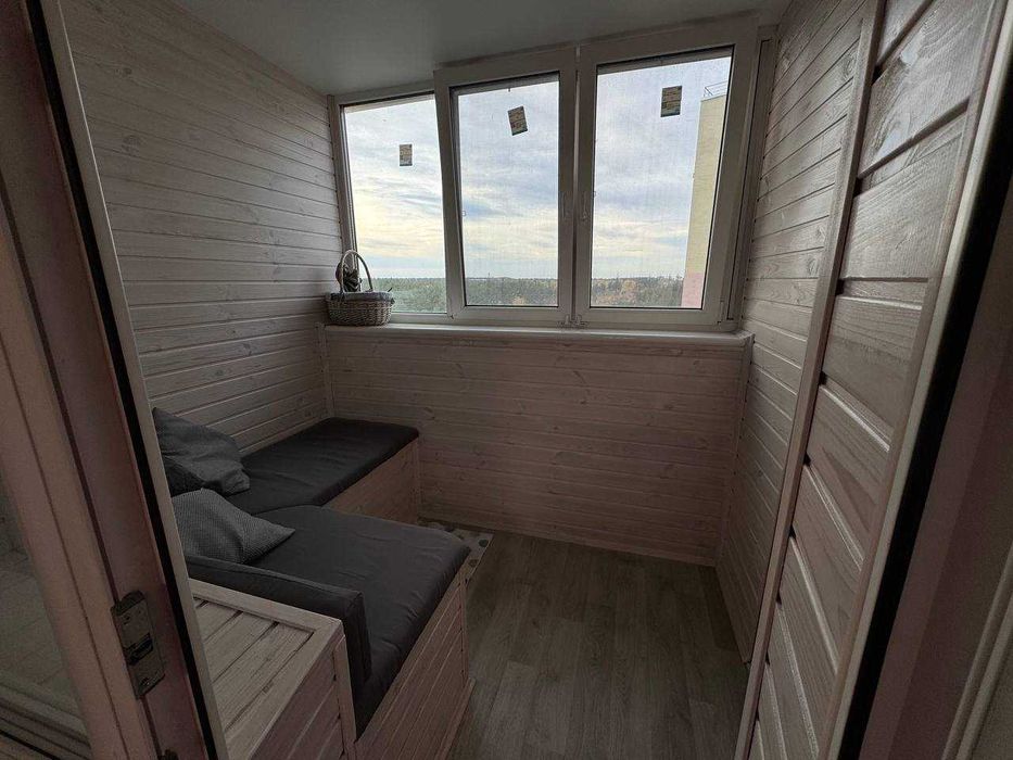 Продам 2К квартиру Ярославичі 1