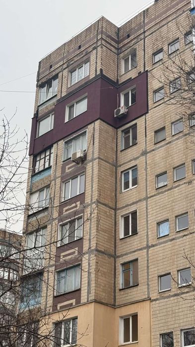 Вечерний Бульвар ул.Авраменко 1 Продам 3-х комн.8/9эт.