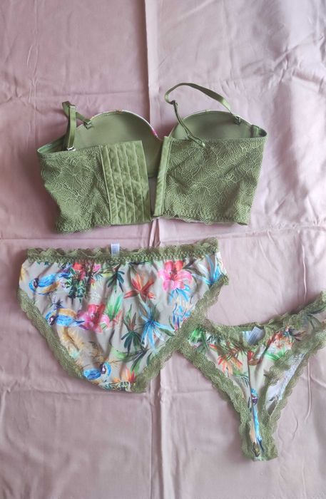 Intimissimi komplet w papugi majtki M 2 pary & biustonosz 75B