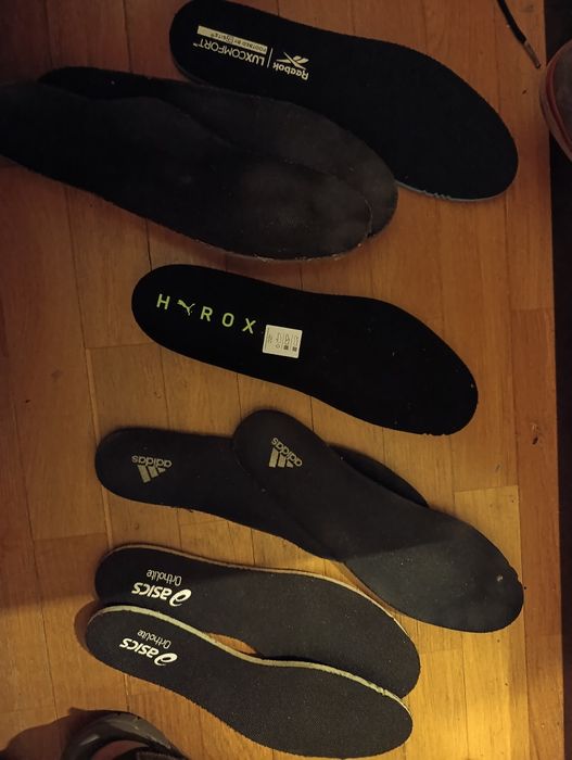 Slippers size 45 — €2.90 per pair or all for €764738223494530122