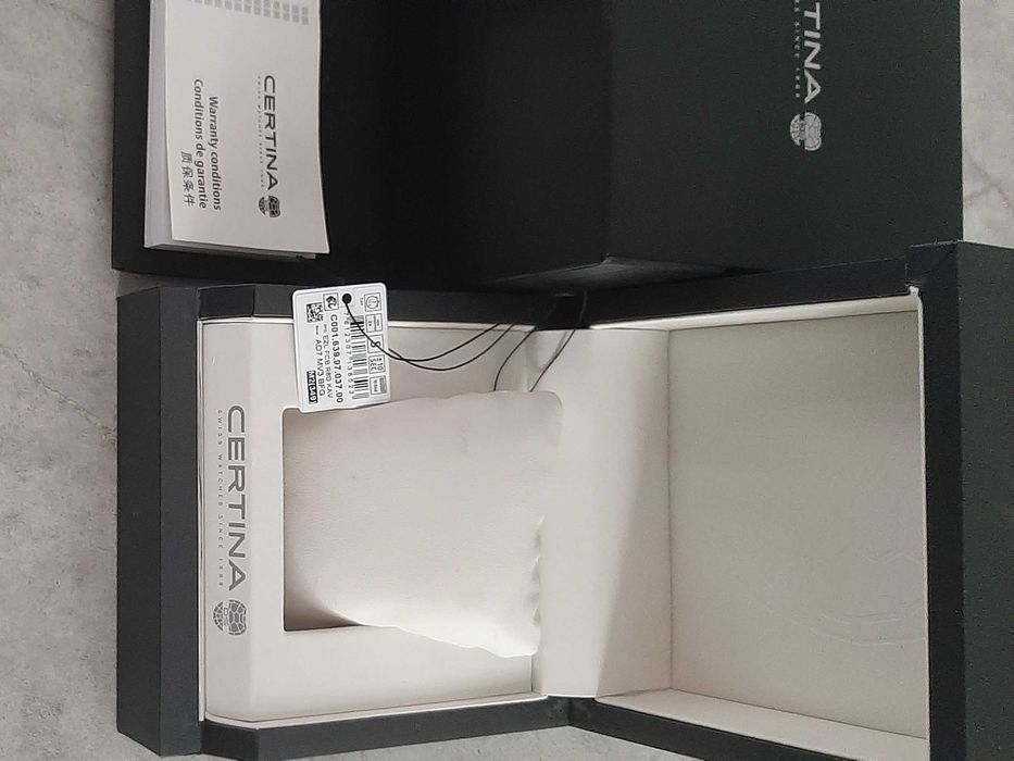 Pudełko zegarka Certina