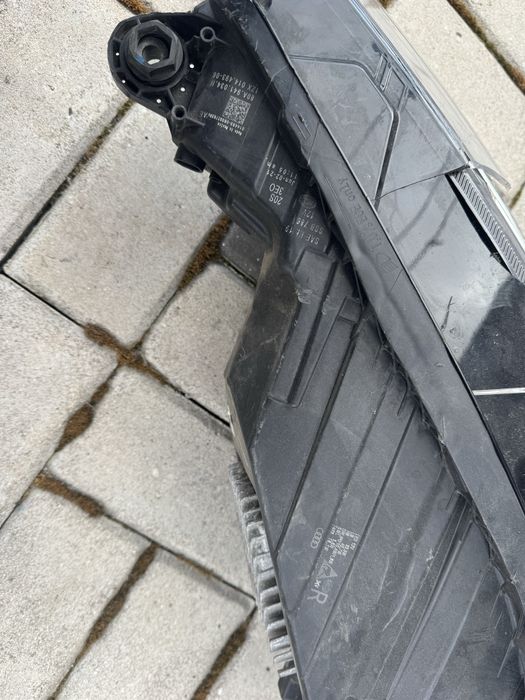 Фара Ауди Q5 2021 рест