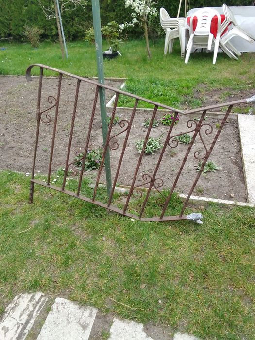 Poręcz metalowa  do schodów