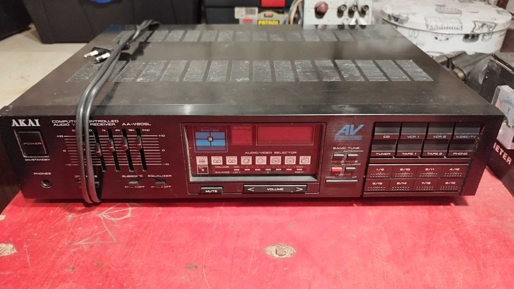 Amplituner Akai AA-V205L