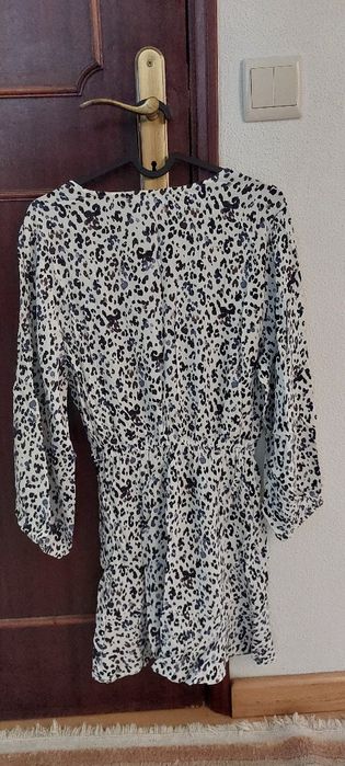Vestido novo Zara