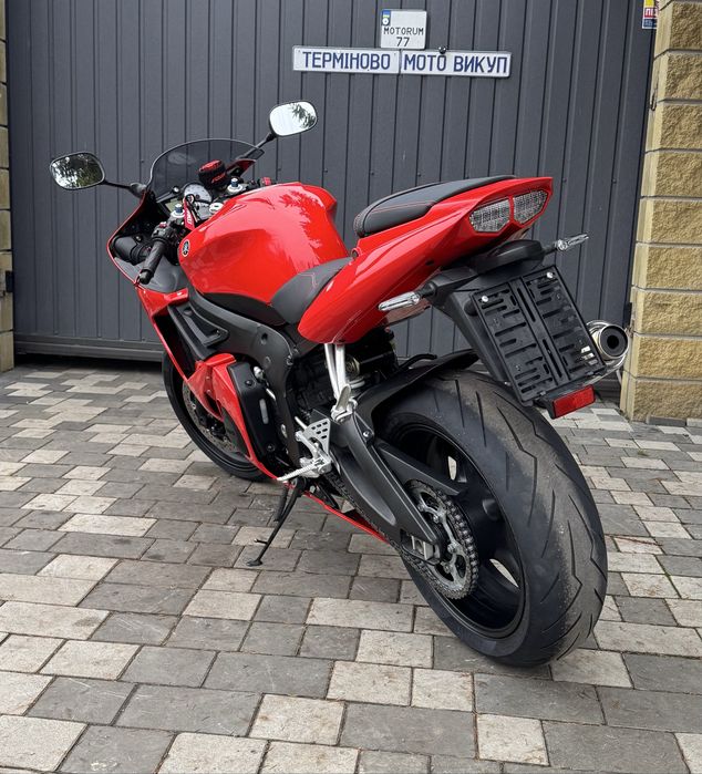 Yamaha R6 без пробігу по Україні обслужений доставка