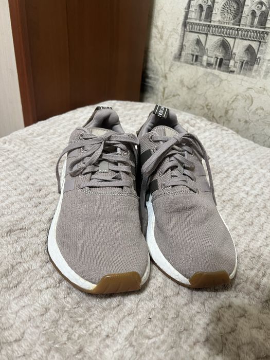 Кросівки Adidas NMD R2