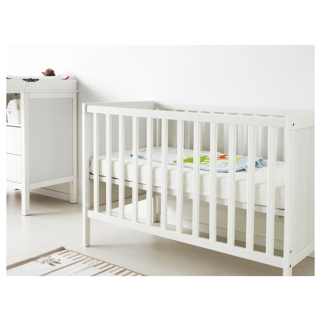 Продам. Дитяче ліжко IKEA SUNDVIK білий