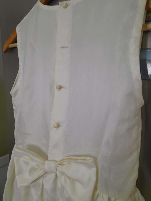 Vestido de comunhão para 8/9 anos.