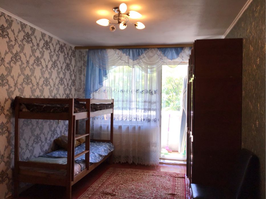 Однокімнатна квартира подобово в місті Черкаси