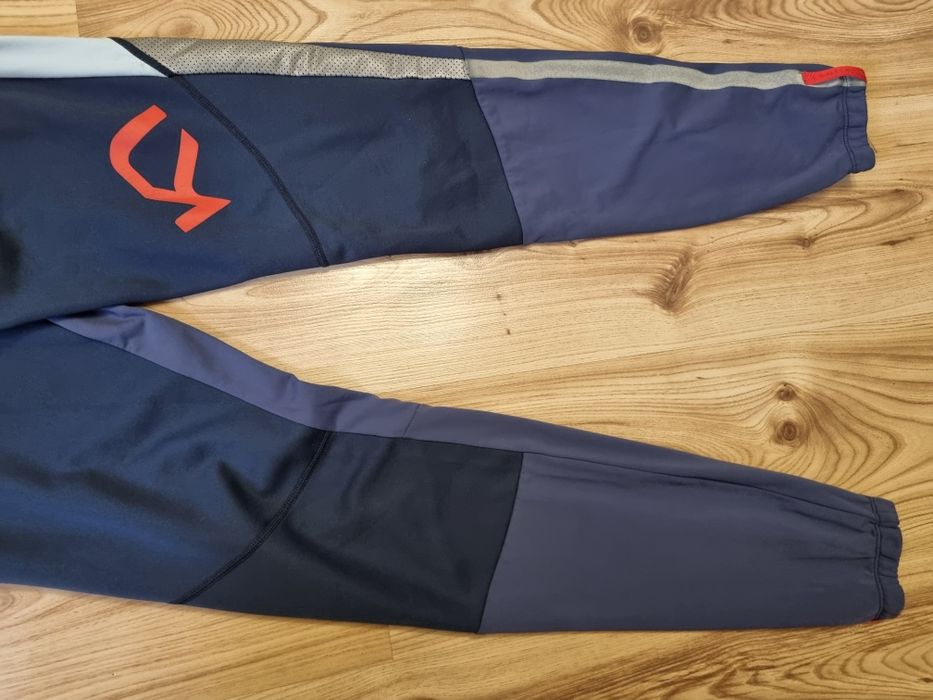 Spodnie Kari Traa Tove XS 34 granatowe