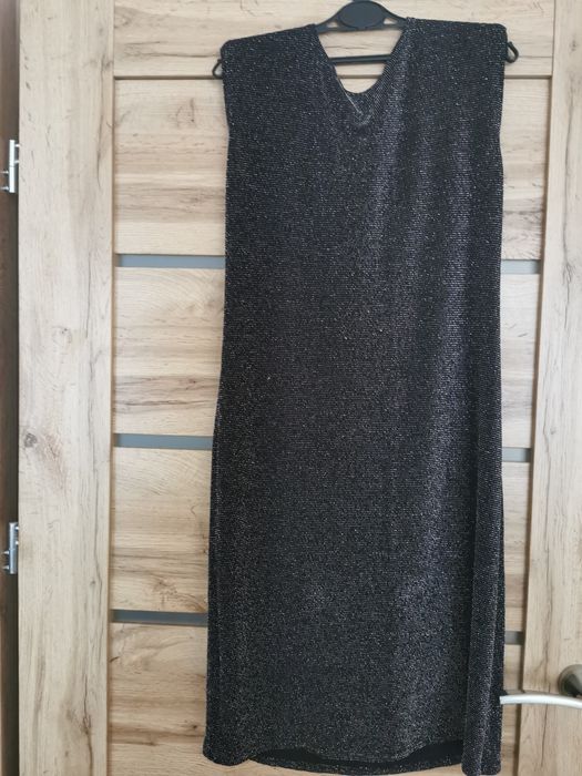 Sukienka czarna 40 srebrna nitka