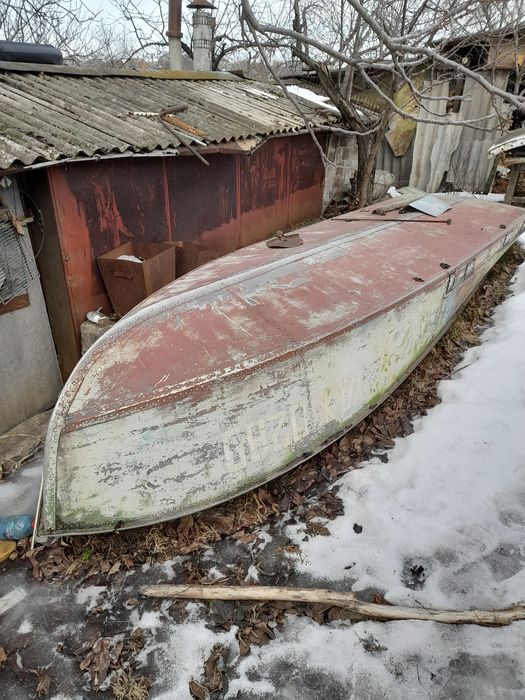 Човен  дюралюмінію