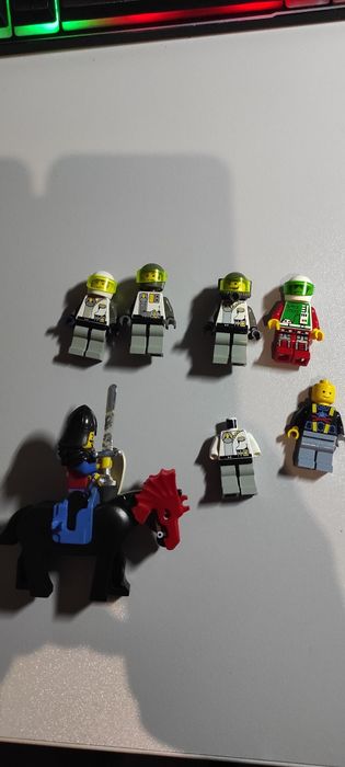 Фігурки lego system