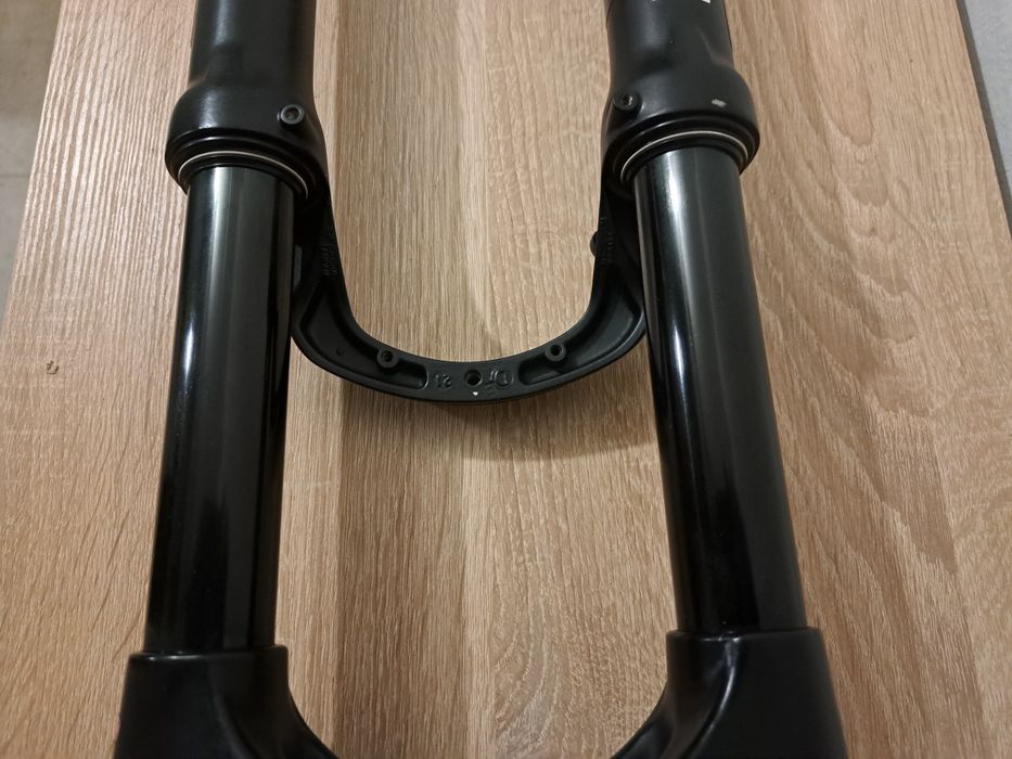 Suntour raidon marzocchi fox rock shox