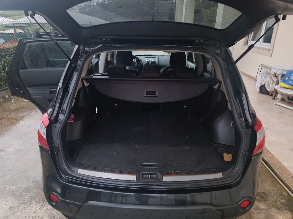 Nissan Qashqai +2  2010