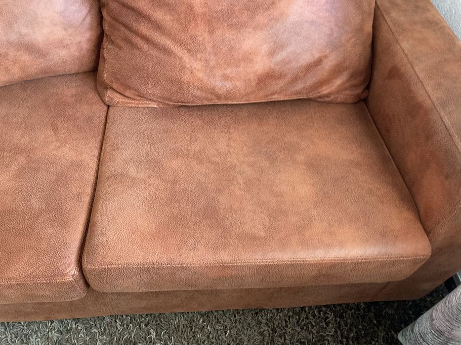 Sofá em pele como novo