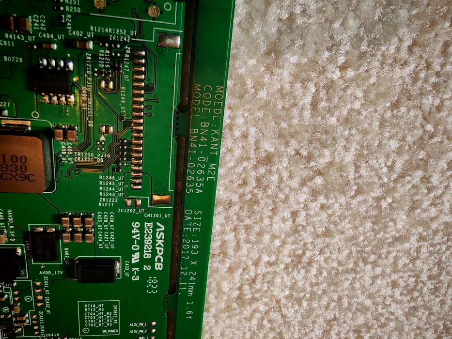 Płyta główna Samsung UE65NU7102
