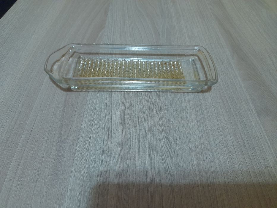 Stara szklana tarka z PRL