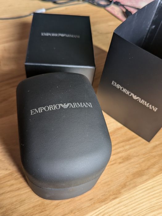 Złoty zegarek Armani
