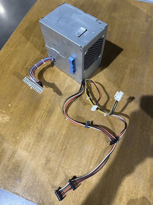 DELL Power Supply Unit (Operational)429593526188779521