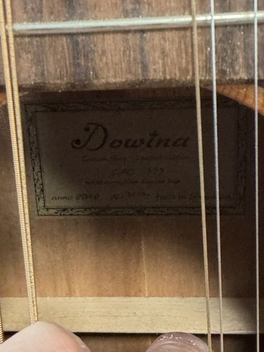 Gitara Dowina GAC-E 555