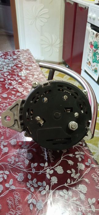 Генератор 28 В 90 А