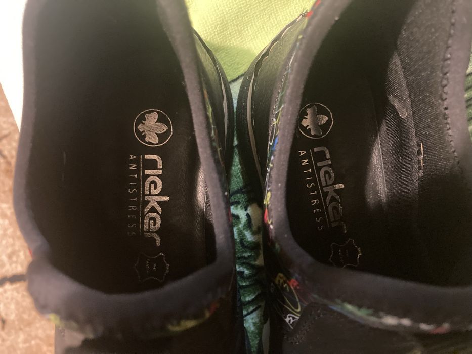 Sprzedam półbuty damskie sportowe Rieker r40
