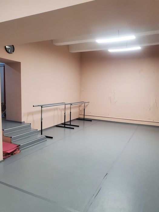 Оренда танцювальної студії 130кв.м., 3хв. від метро Деміївська