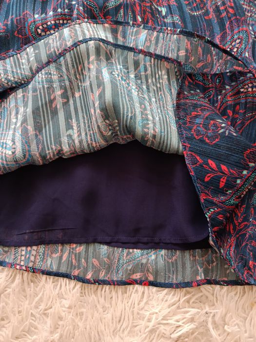 Sukienka boho Mango MNG mini paisley zwiewna rękawy