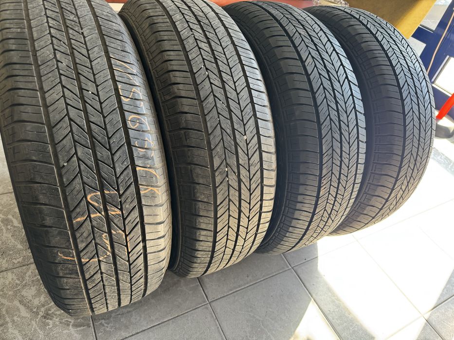 Резина 18 225/65 Dunlop Grandtrek комплект