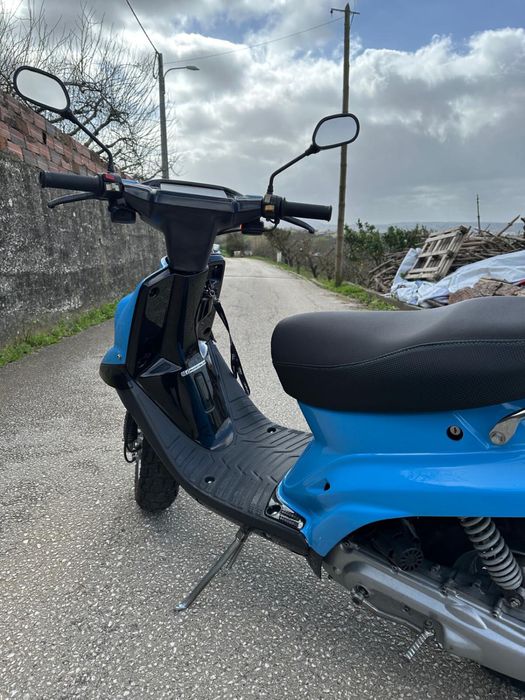 Mota - Bws restaurada azul