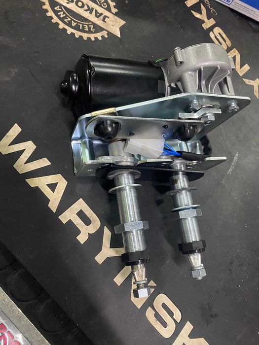 Silnik wycieraczki Merlo Manitou 551313