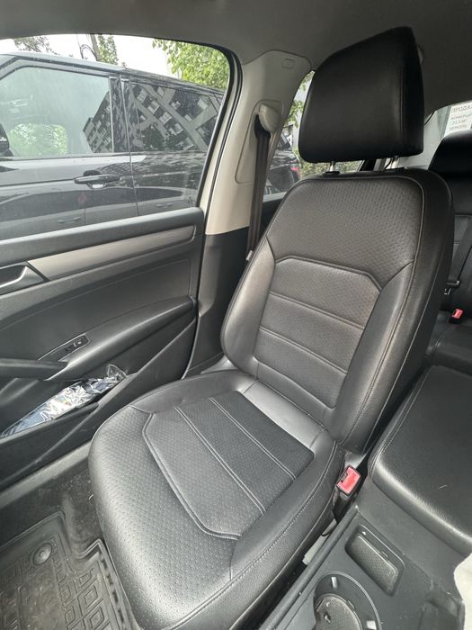 Продам VW Passat 2012 року