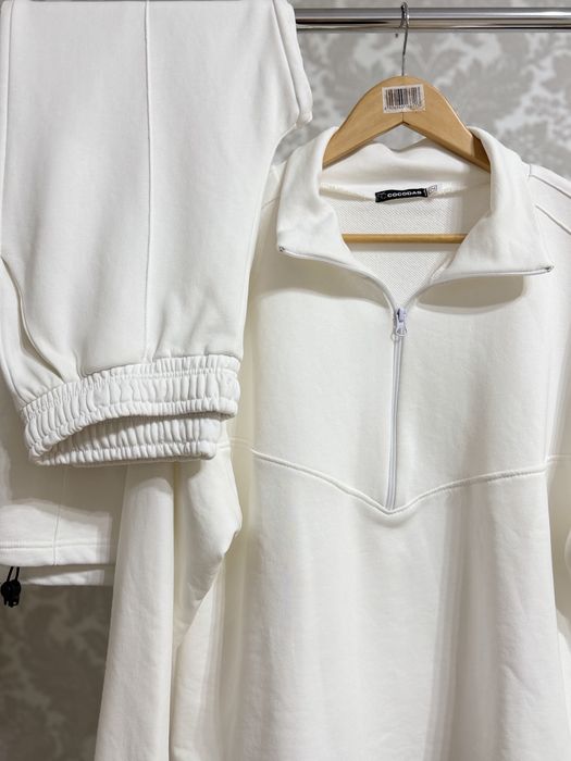 Турция двунитка модный белый костбм L-Xl