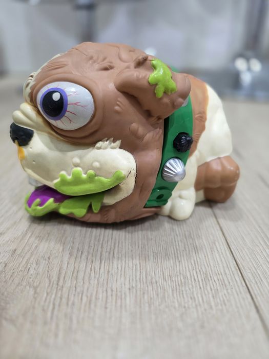 Paskudny interaktywny pies