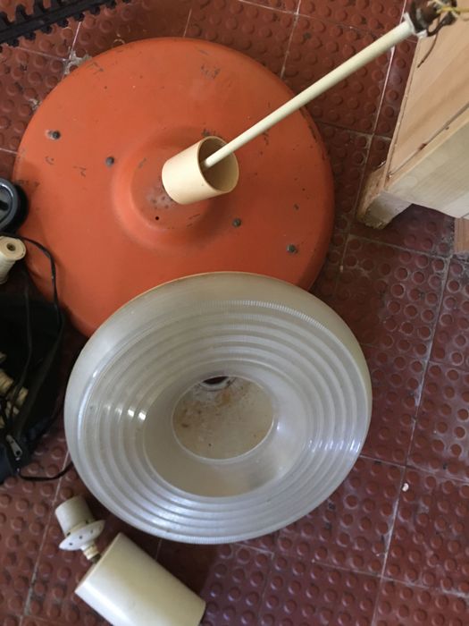 Candeeiros para arranjar ou aproveitar peças