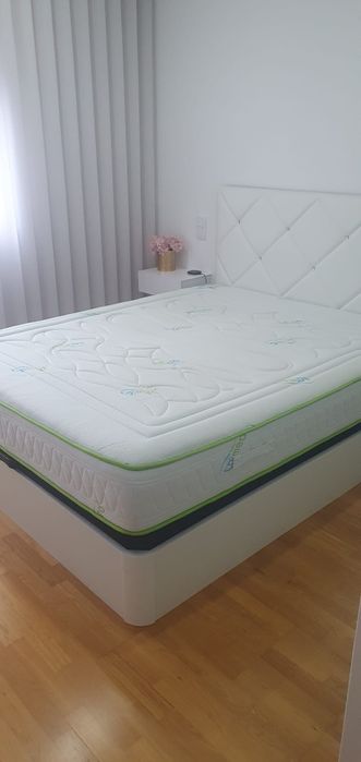 Vendo cama de casal elevatória