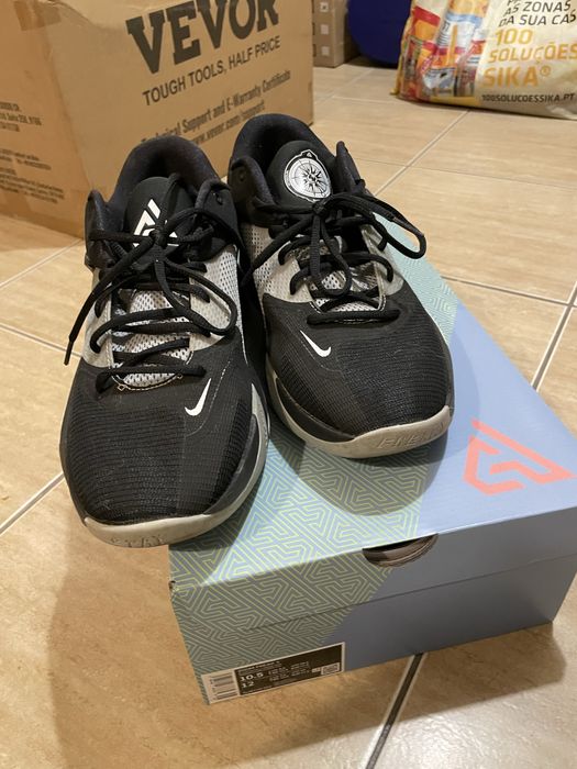 Ténis de basket. Zoom freak 4 pouco usadas