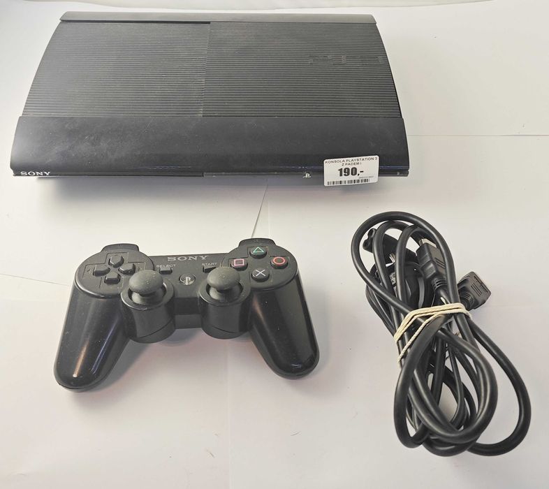 Konsola PLAYSTATION 3 z padem i okablowaniem
