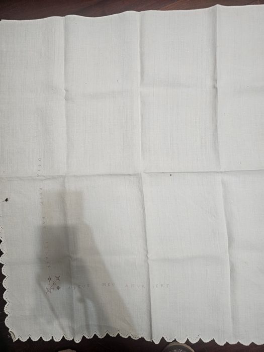 Lenço bordado início século XX