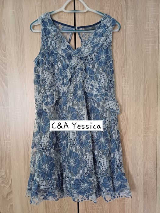 C&A Yessica niebieska koronkowa sukienka o linii A