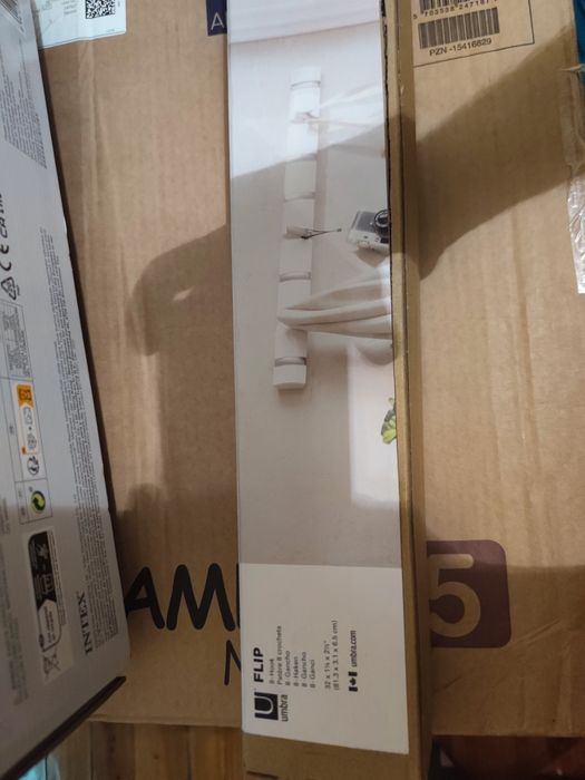 Cabide de parede umbra