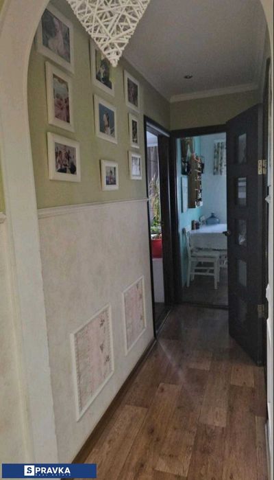 Красивая 2 к.кв с ремонтом и мебелью в теплом кирпичном доме!