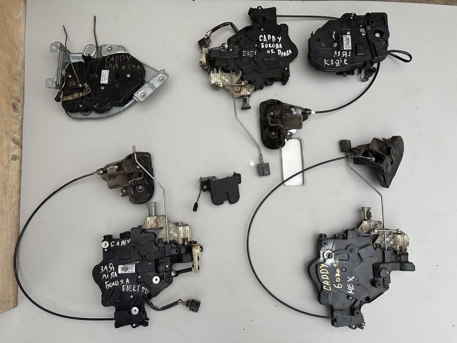 Замок бокових зсувних дверей ляди кришки багажника VW Caddy Кадді