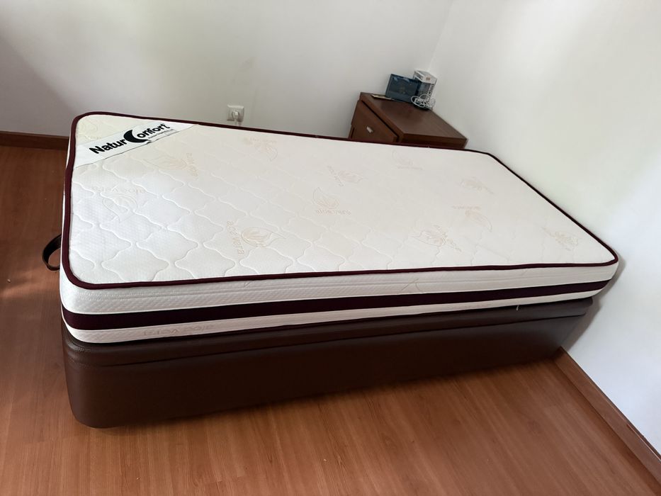 Cama de solteiro c/colchão