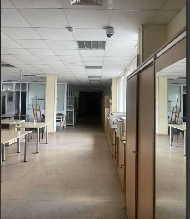 Продаж Окремо розташована будівля вул. Бориспільська Нова Дарниця