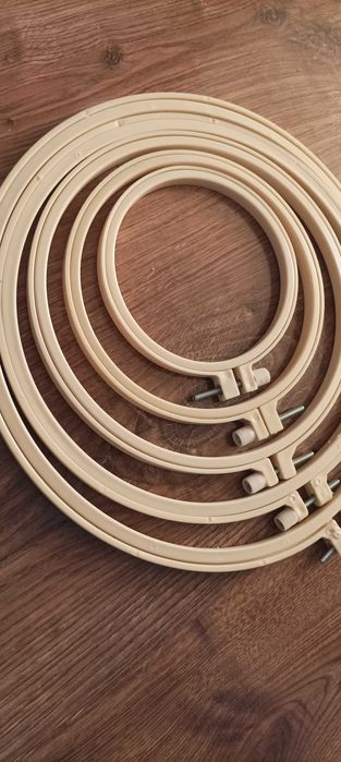 Пяльця для вишивки , пластик